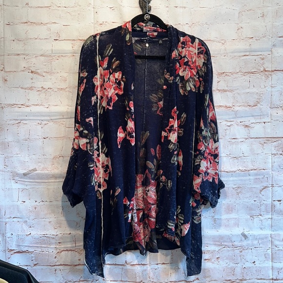 Knitted and Knotted Anthopologie batwing sleeve open cardigan floral M collared - Picture 1 of 13